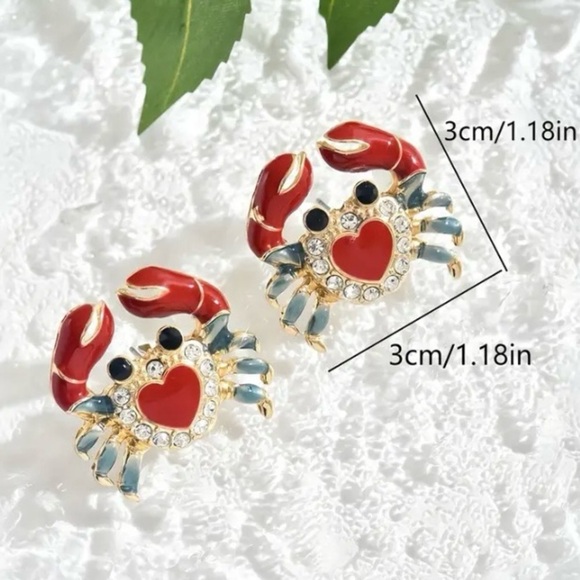 ✨Betsey Johnson Roseau Rhinestone Love Crab Earrings - Picture 4 of 4